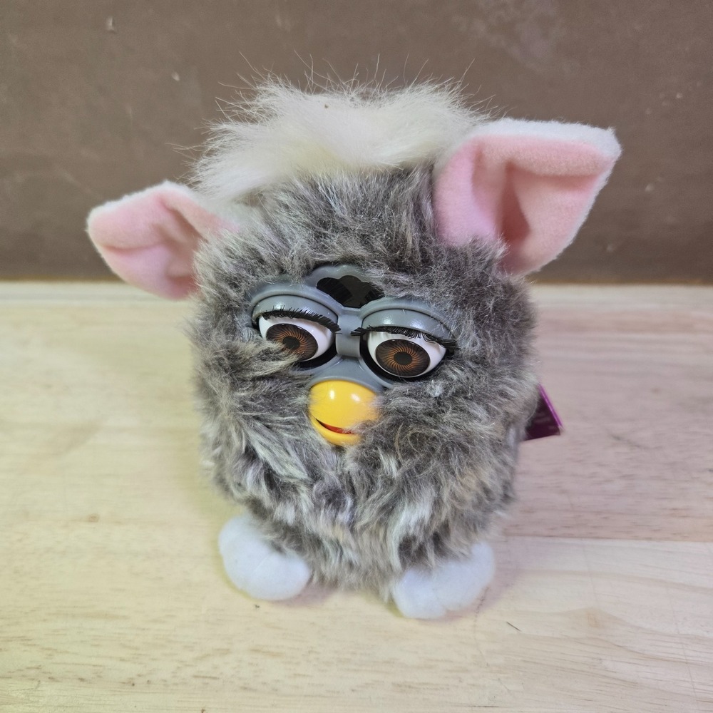 Furby 1998 Model No. 70-800 Toy Gray/Tan  Fur with Pink Ears clean battery comp
